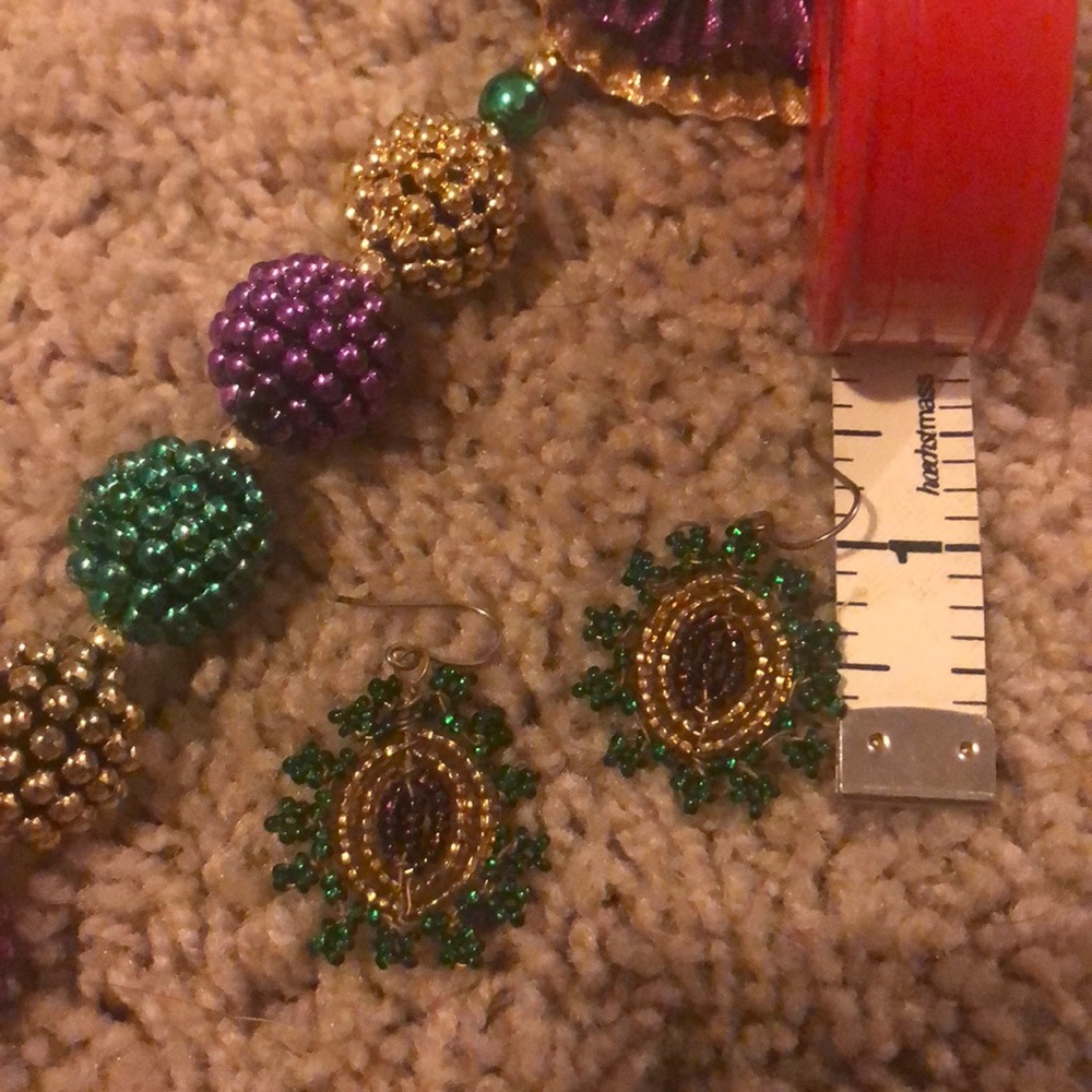 🎉 Mardi Gras Beaded Dangle Earrings ⚜️